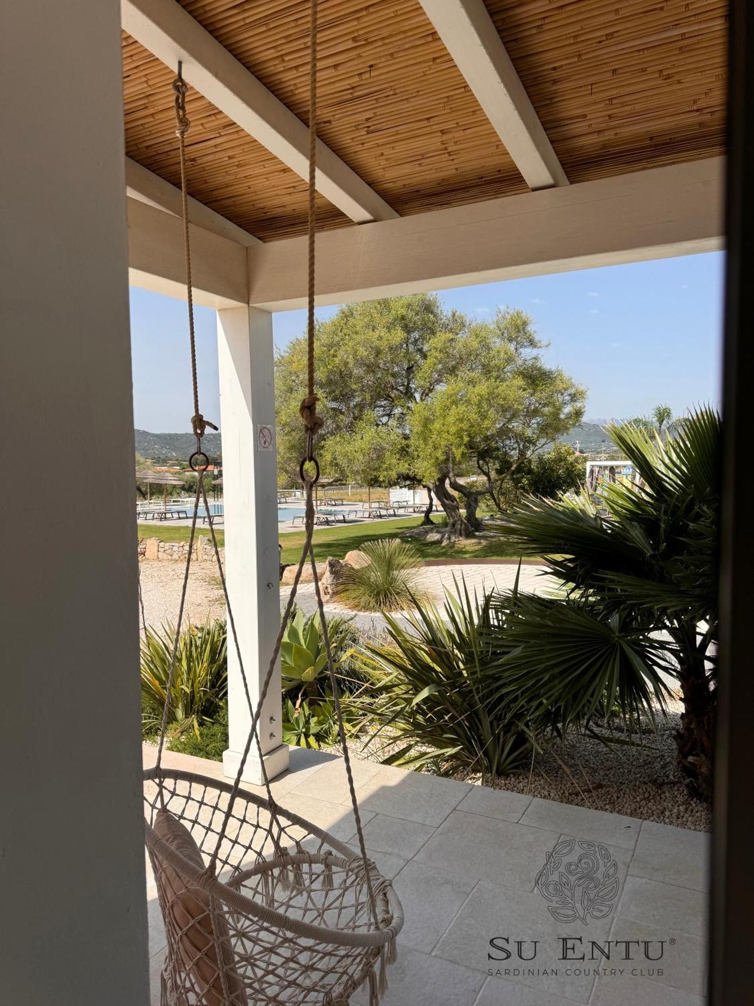 Отель Su Entu Sardinian Country Club Ольбия Экстерьер фото