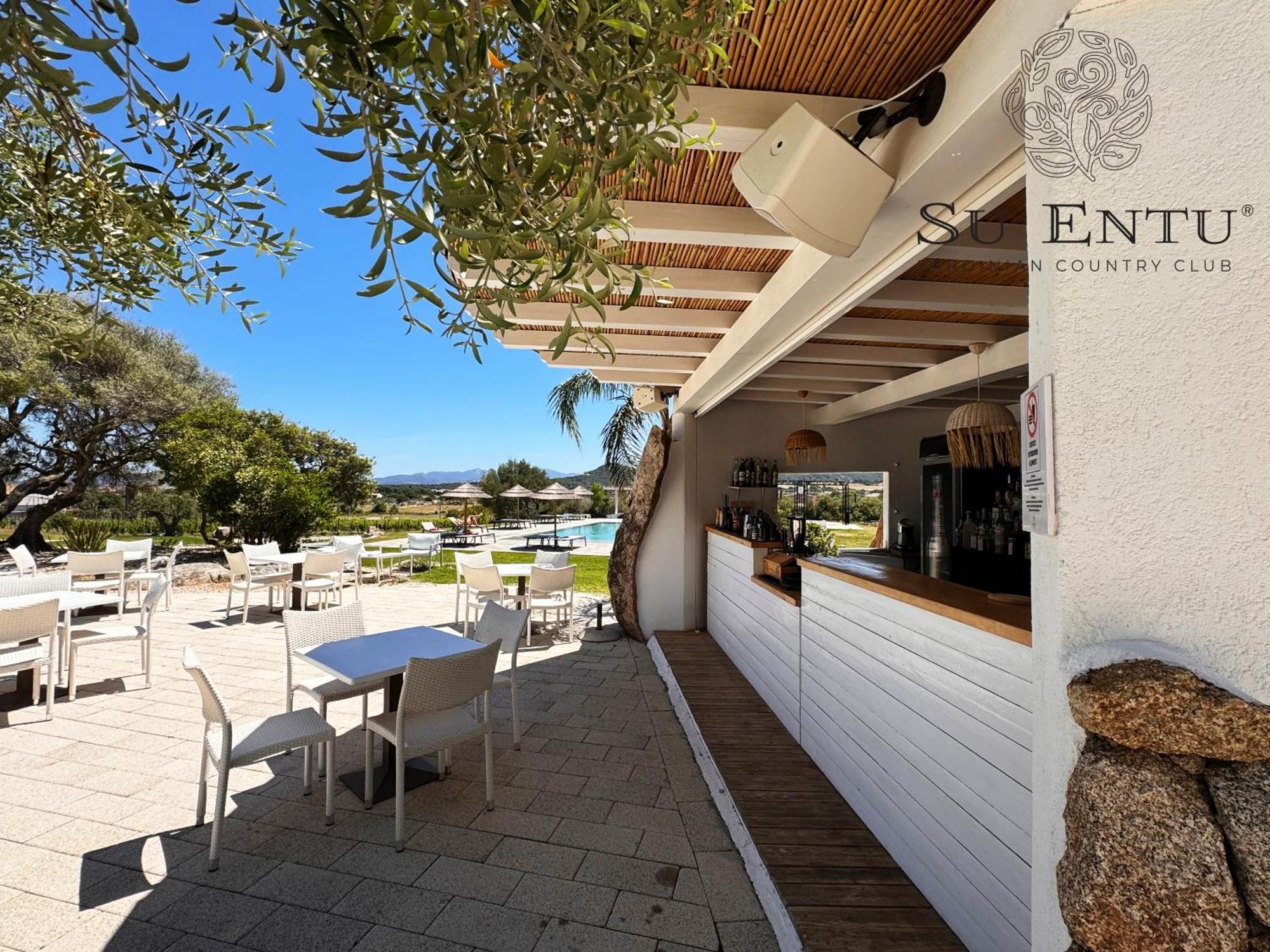Отель Su Entu Sardinian Country Club Ольбия Экстерьер фото